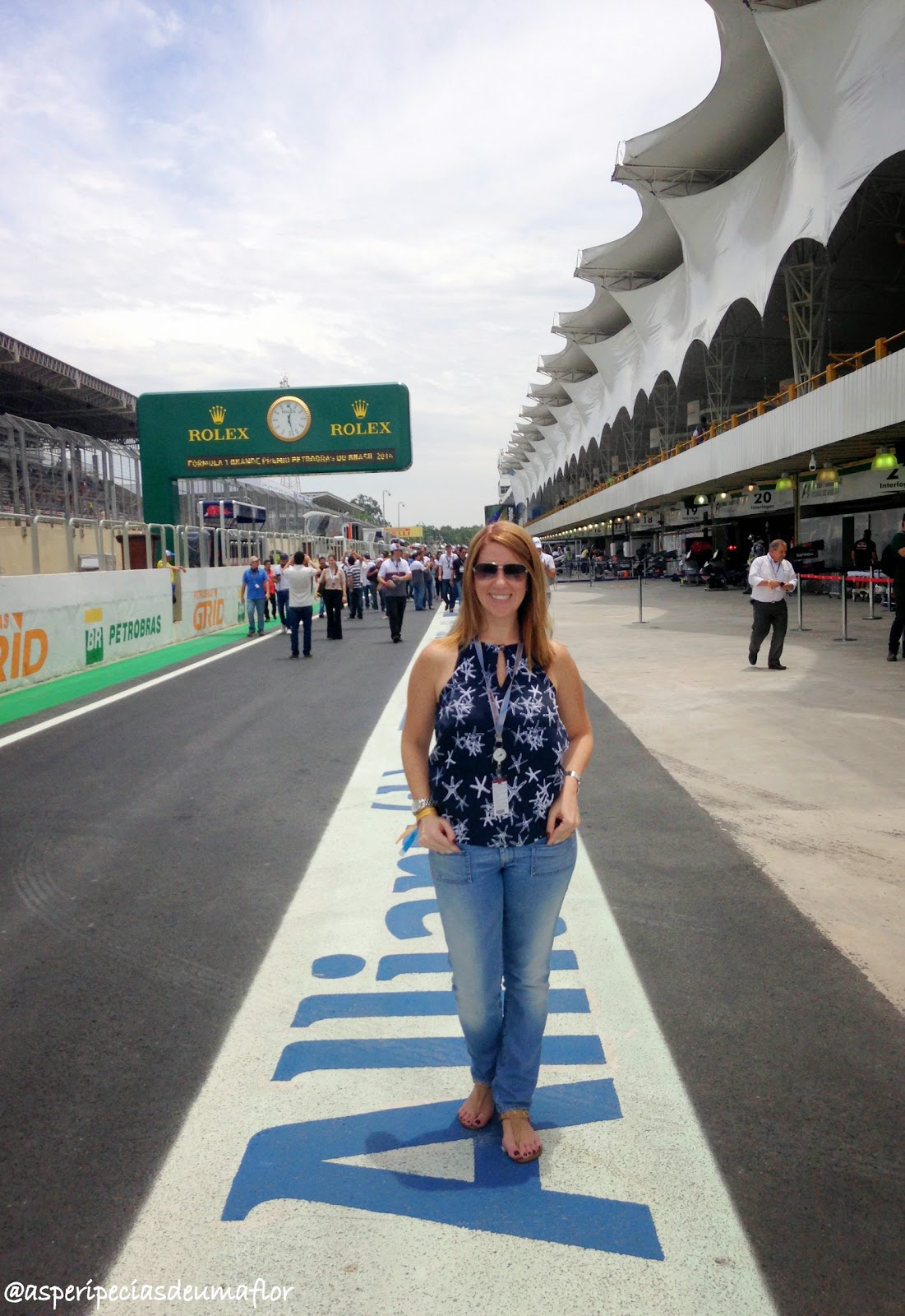 DENTRO DO CAMAROTE PADDOCK CLUB EM INTERLAGOS PARA O GP DO BRASIL