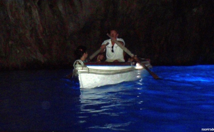 Grotta Azzurra (Gruta Azul) – passeio imperdível em Capri!