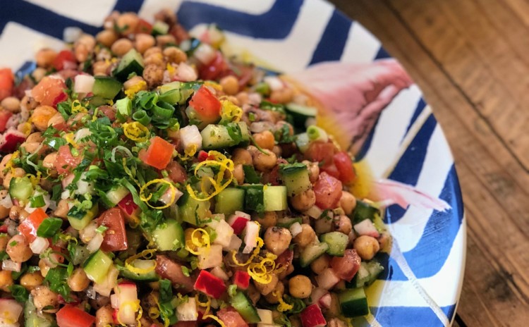 Salada de grão de bico com especiarias