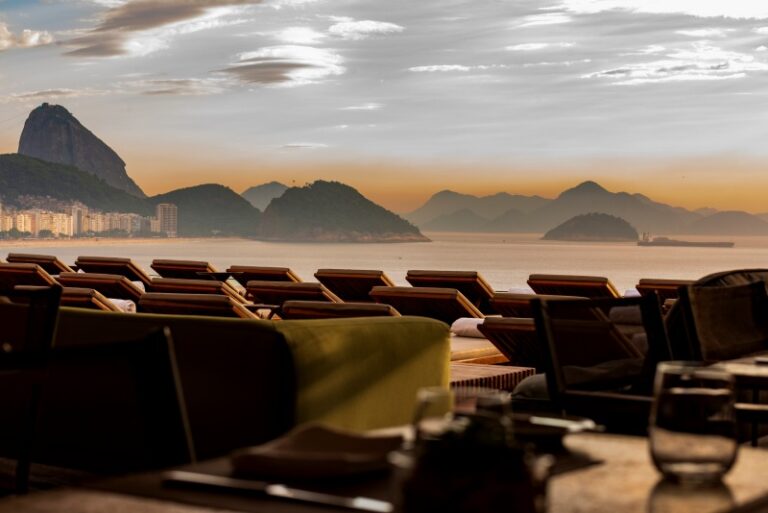 hotel emiliano rio