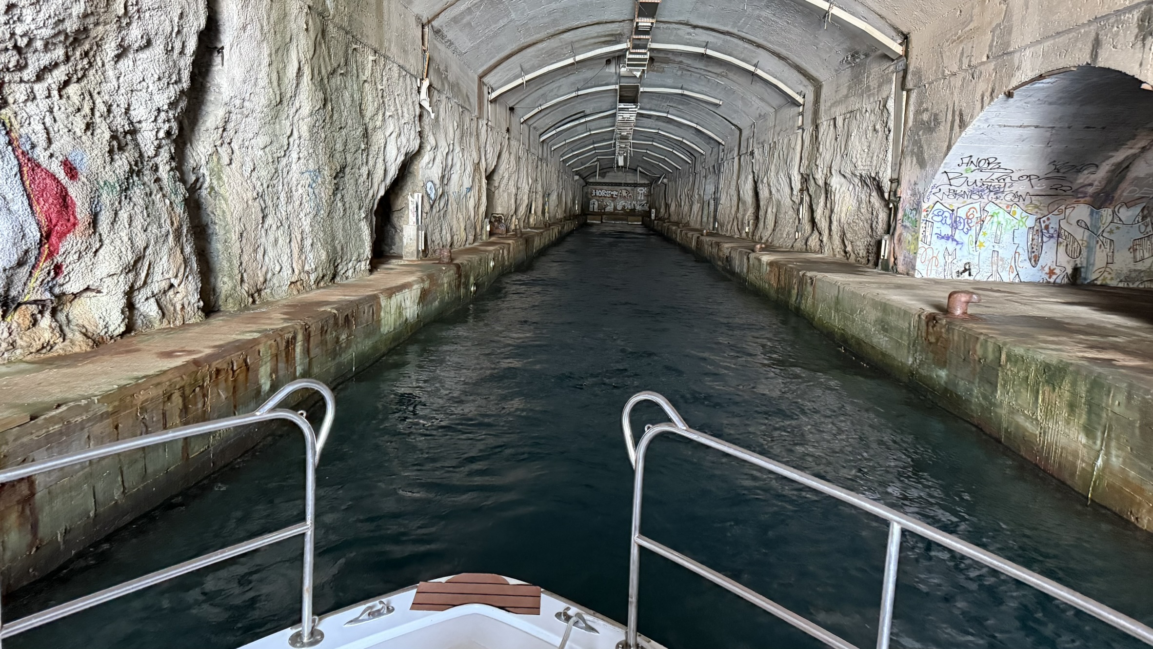 Passeio de barco em Montenegro: história, natureza e 1 dia inteiro no mar 3 passeio de barco em Montenegro baia de kotor igalo