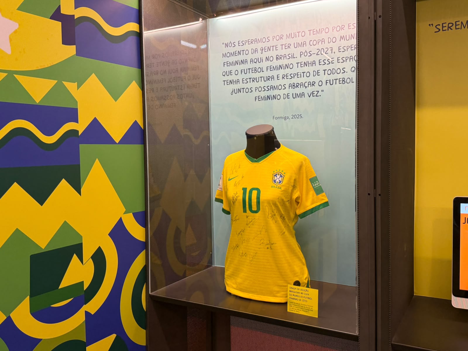 Inicio 14 Copa do Mundo Feminina de Futebol Museu do Futebol Camisa da Seleção Brasileira Feminina 2019 2027